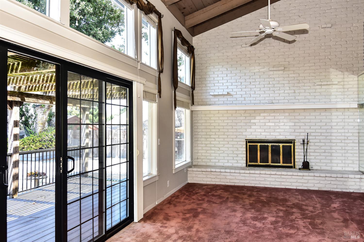 1203 Alberca Road Sonoma, CA 95476 - Photo 14 of 30