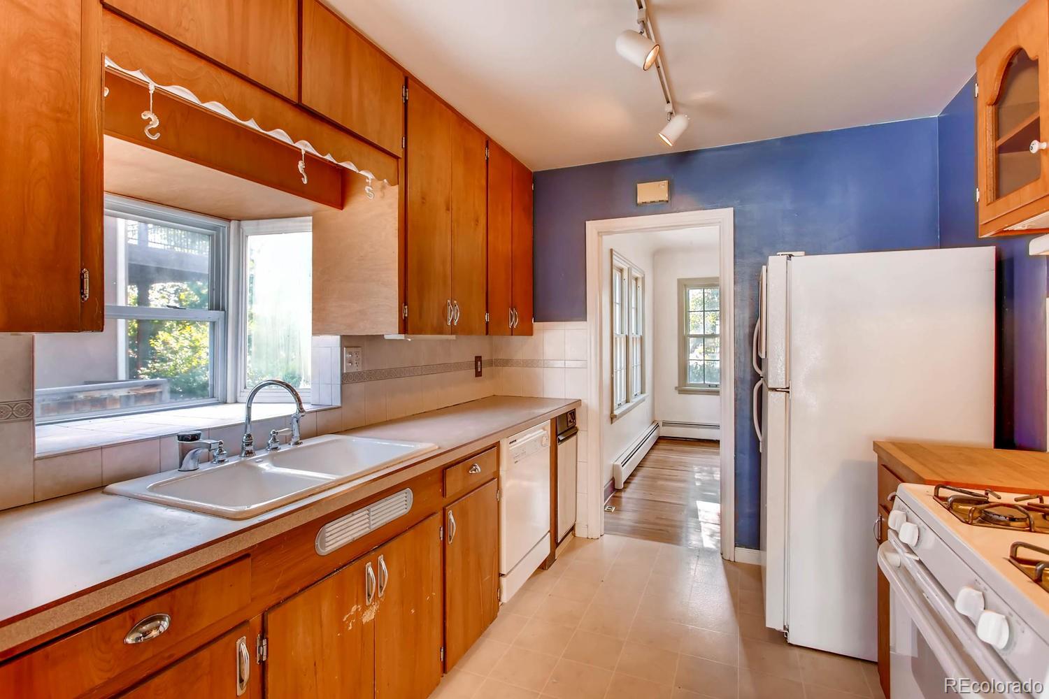 3130 Benton Street Wheat Ridge, CO 80214 - Photo 9 of 28 Gallery Image 9