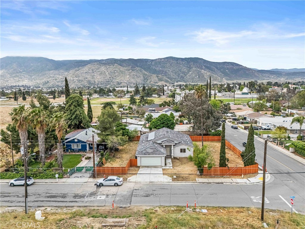 230 East Hoffer Street Banning, CA 92220 - Photo 26 of 32 an aerial view of residential houses with outdoor space and ocean view