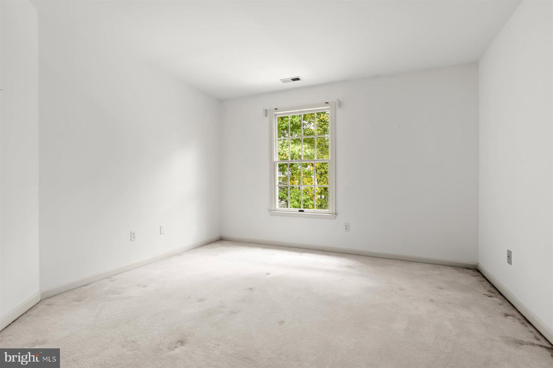 3360 Lawndale Road Reisterstown, MD 21136 - Photo 41 of 63 an empty room with a window