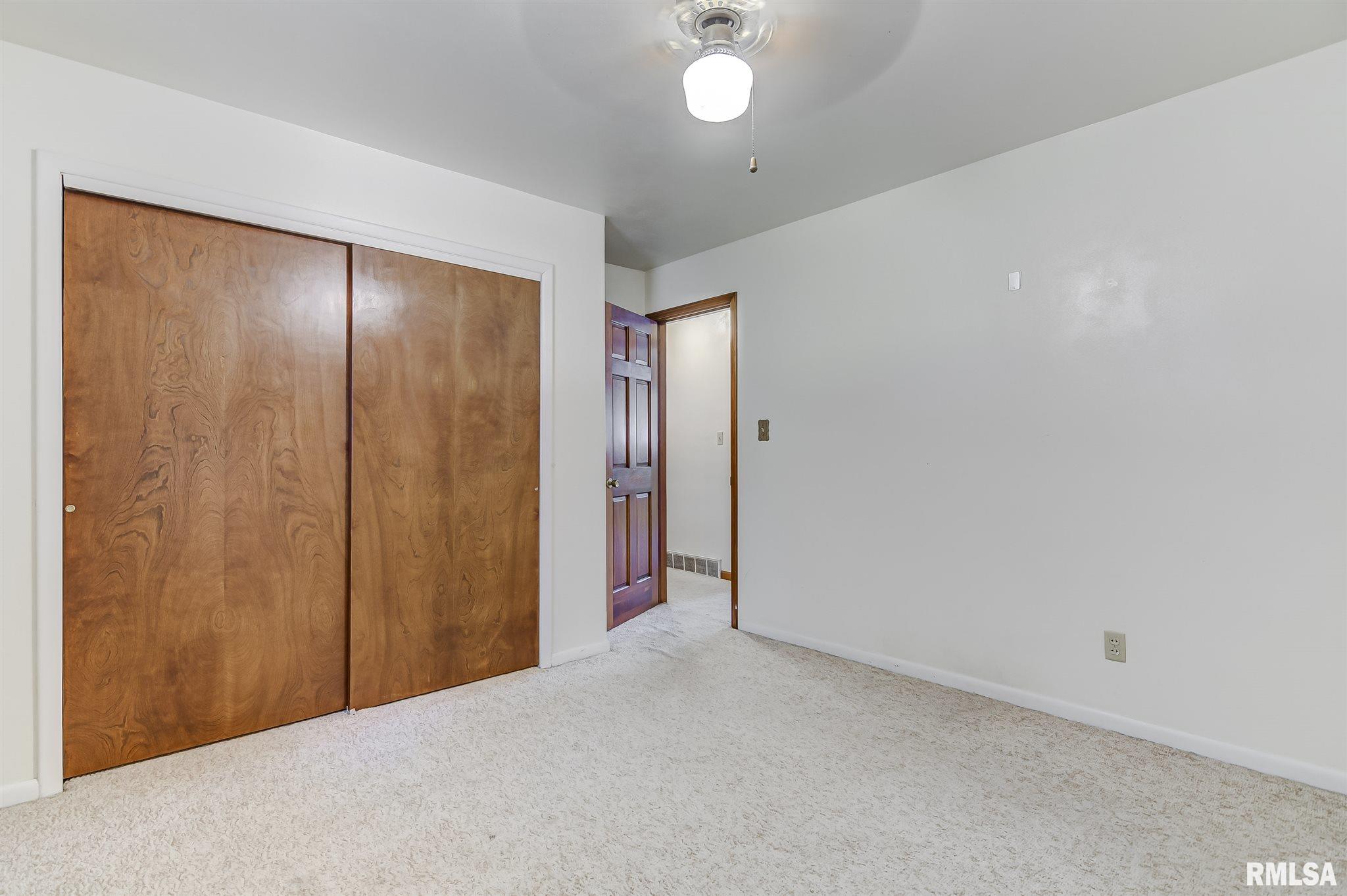 1904 North 24th Street Springfield, IL 62702 - Photo 15 of 39