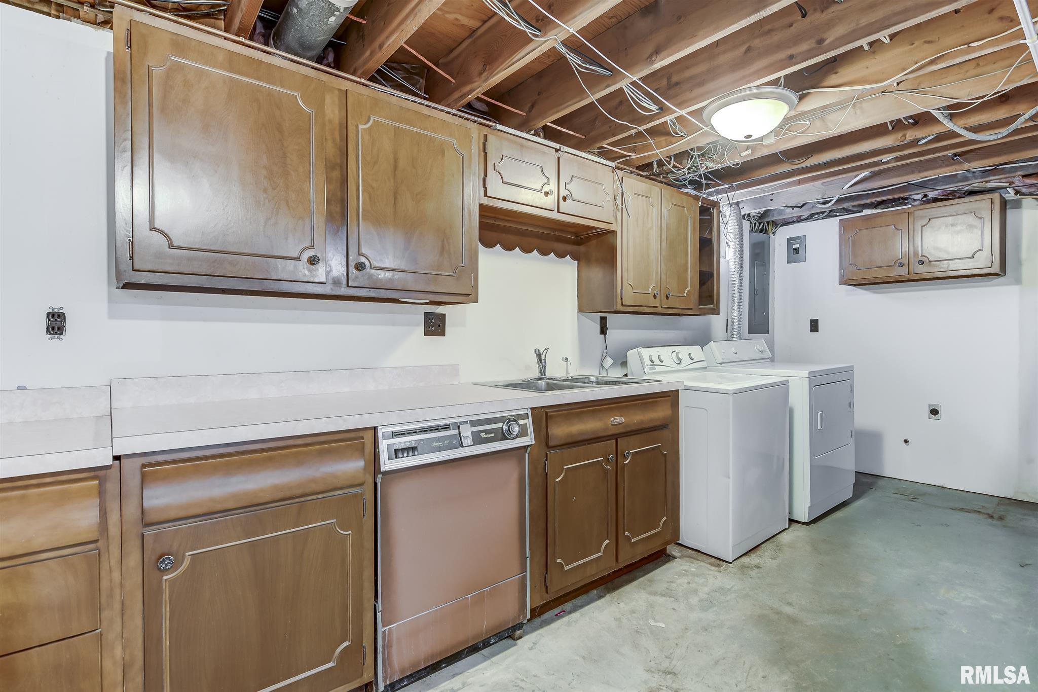1904 North 24th Street Springfield, IL 62702 - Photo 26 of 39