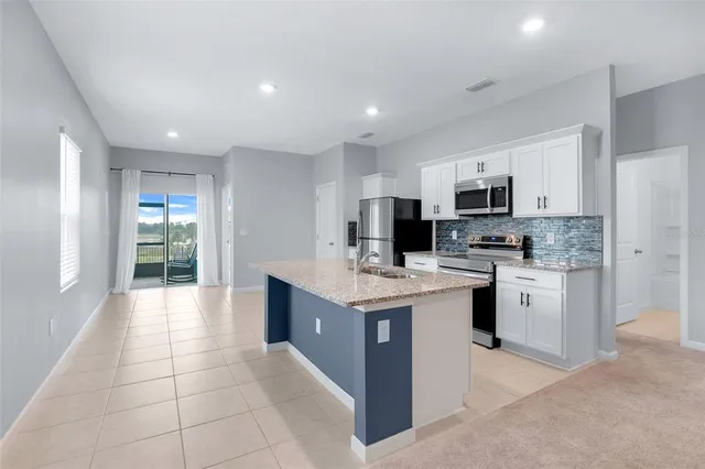 $2,400 | 8716 Sportsman Loop, Groveland, FL 34736