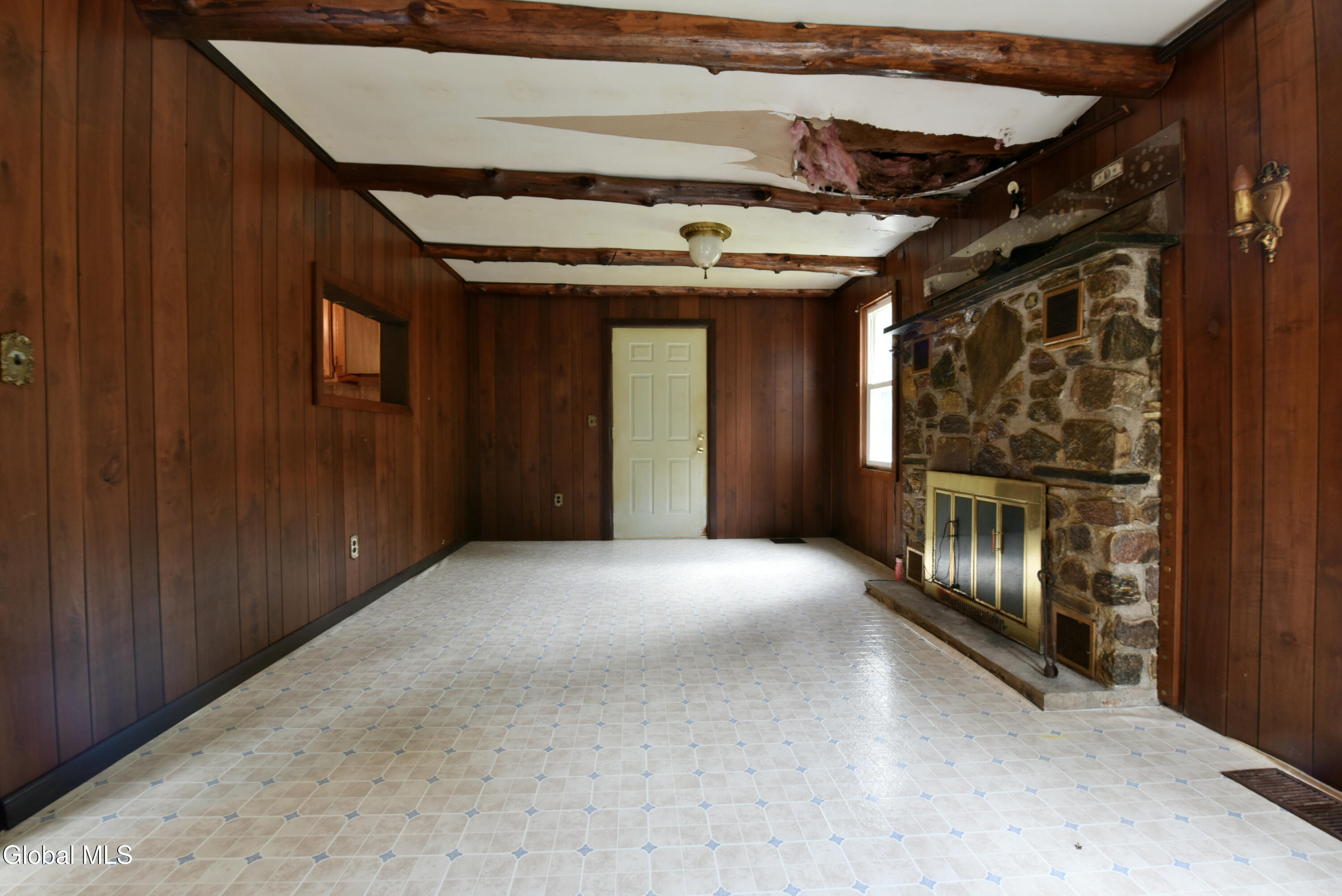 318 Howe Road Lake Luzerne, NY 12846 - Photo 22 of 54 21