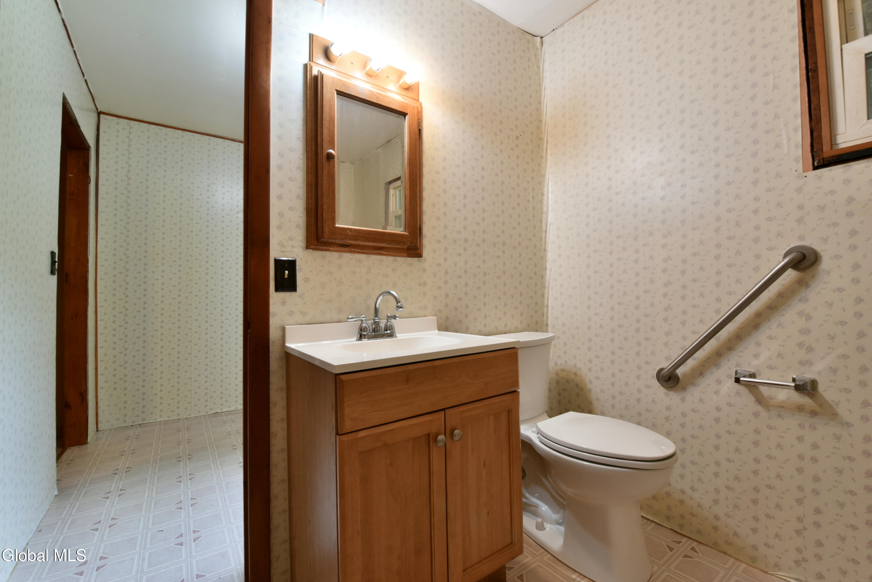 318 Howe Road Lake Luzerne, NY 12846 - Photo 32 of 54 31