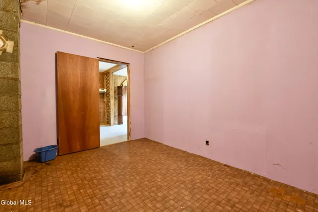 $145,000 | 318 Howe Road, Lake Luzerne, NY 12846