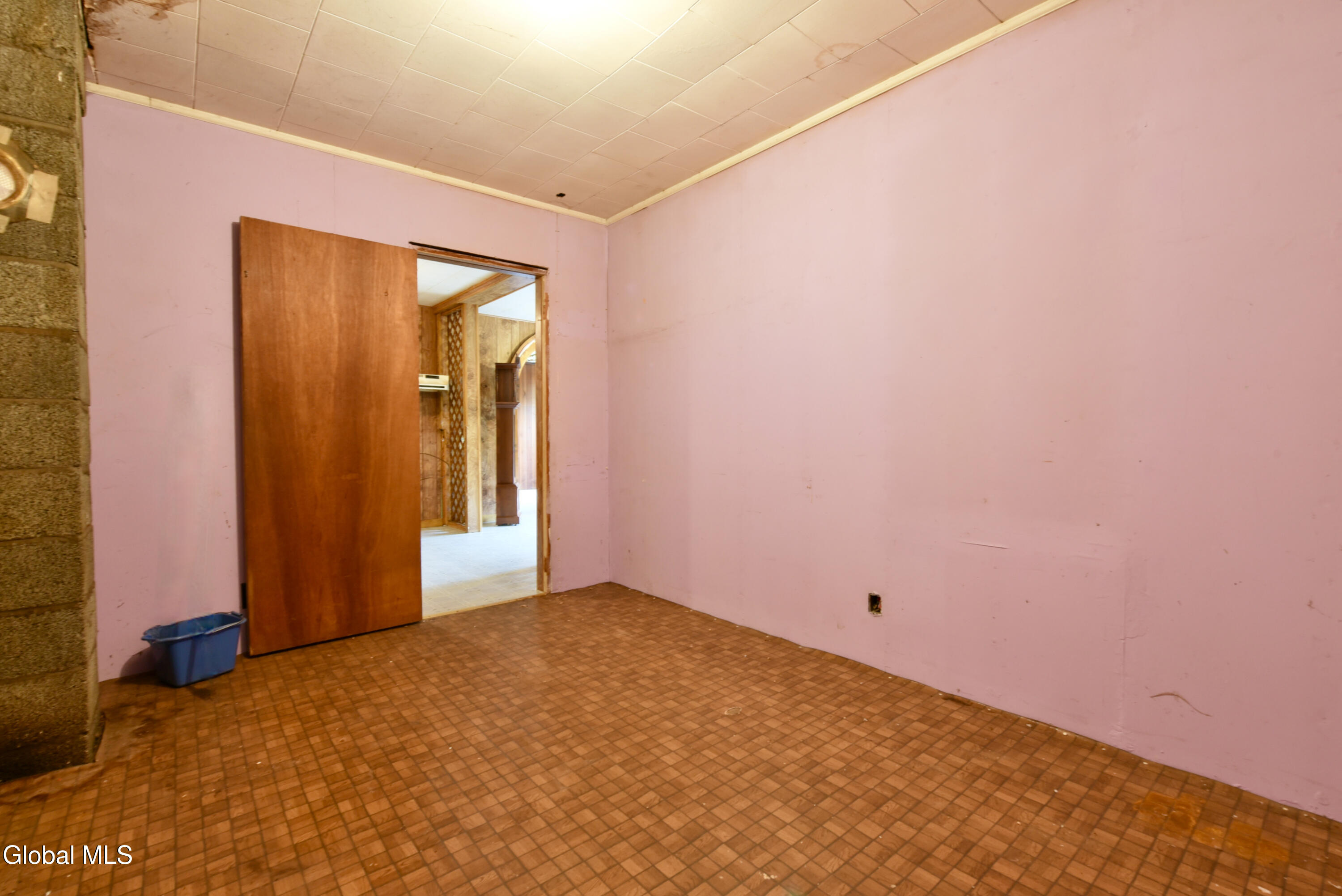 318 Howe Road Lake Luzerne, NY 12846 - Photo 37 of 54 36