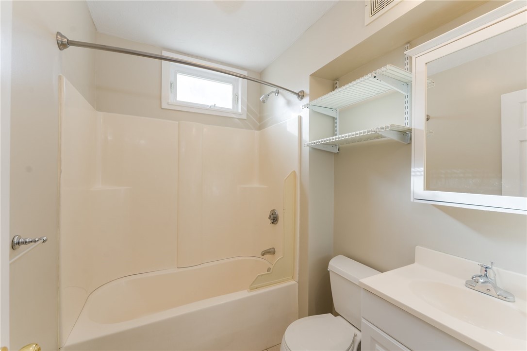 366 Park Place, Unit 1 Woonsocket, RI 02895 - Photo 10 of 13