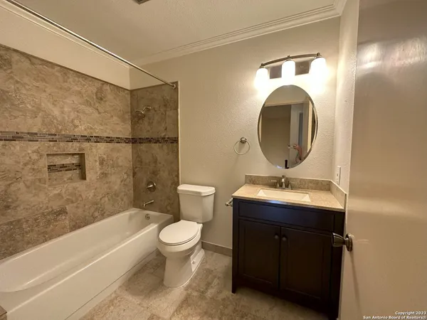 $2,100 | 6035 Merrimac Cove, San Antonio, TX 78249
