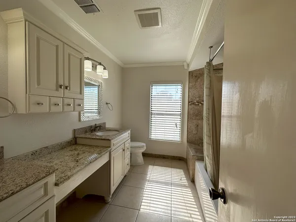 $2,100 | 6035 Merrimac Cove, San Antonio, TX 78249