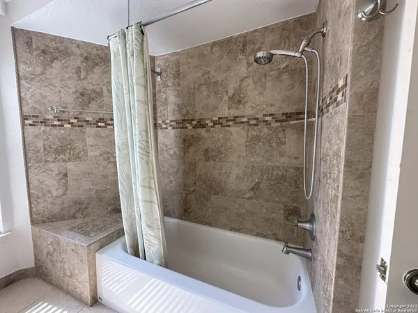 $2,100 | 6035 Merrimac Cove, San Antonio, TX 78249