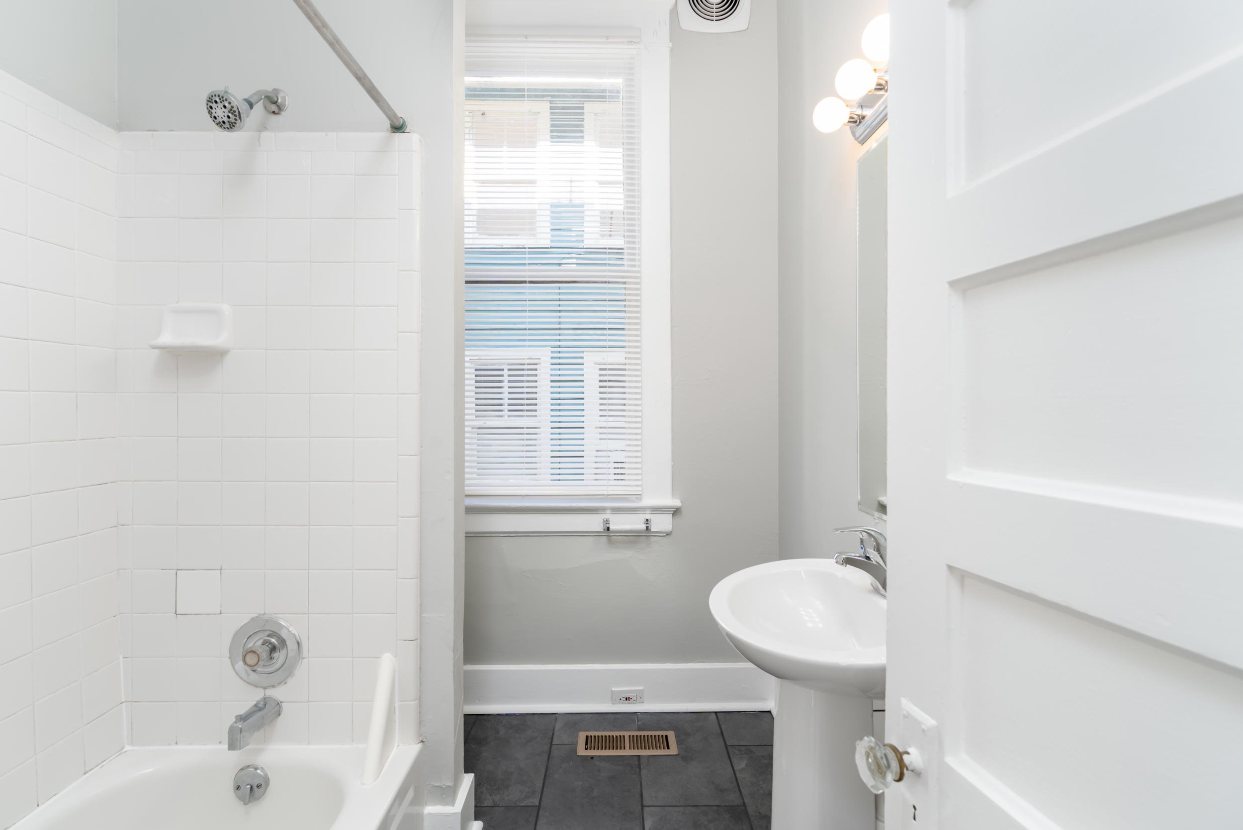 779 Rutledge Avenue Charleston, SC 29403 - Photo 16 of 44 779 Rutledge Ave, Charleston SC 2940313