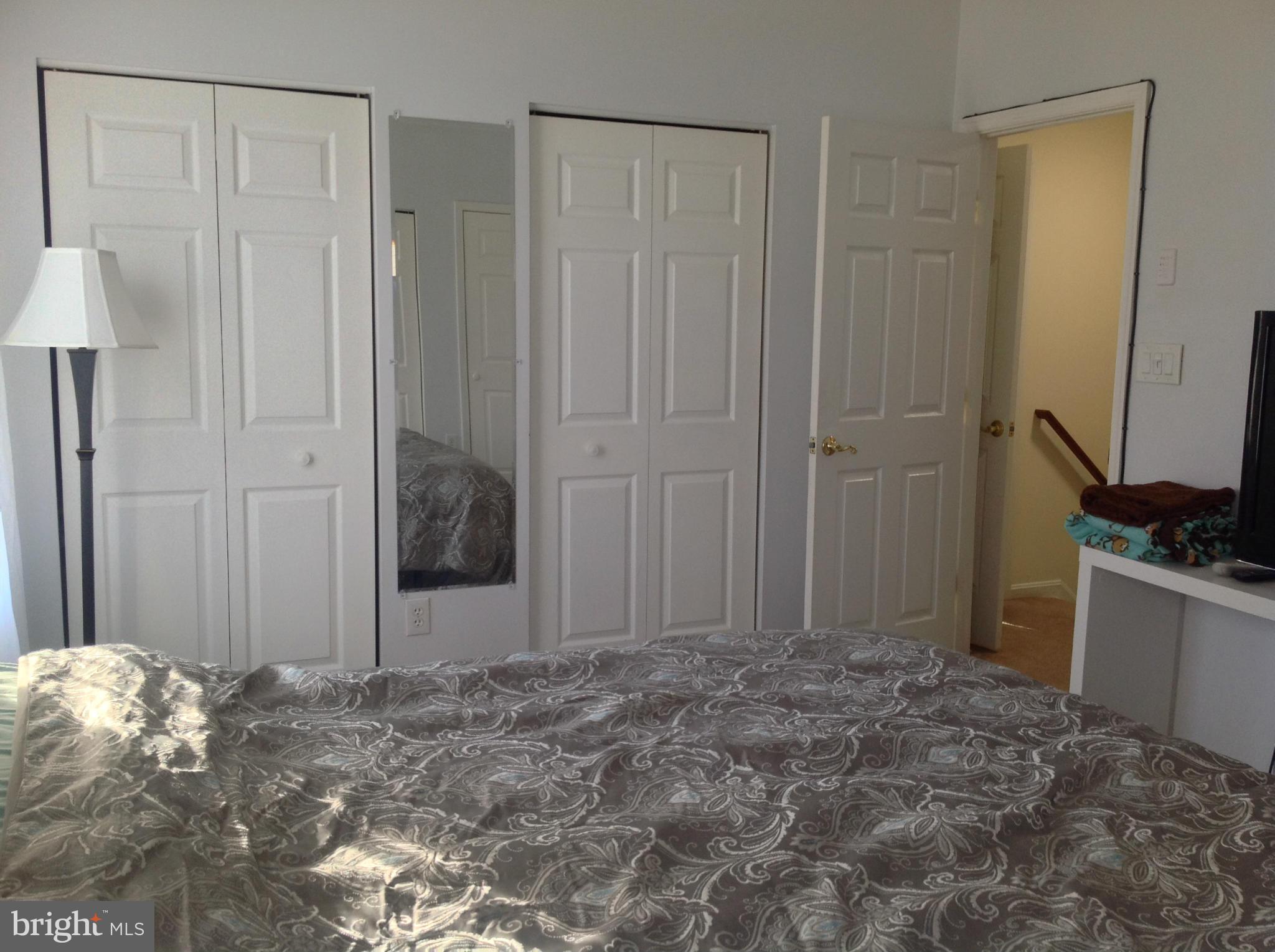 413 Salisbury Road Edgewater, MD 21037 - Photo 12 of 30 a view of a bedroom