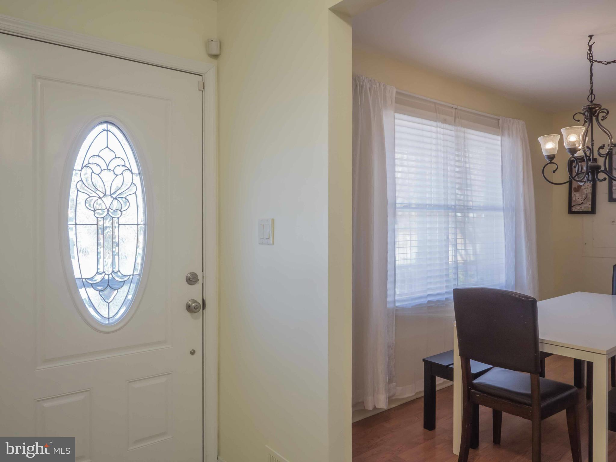 413 Salisbury Road Edgewater, MD 21037 - Photo 23 of 30 a view of a livingroom with furniture and window