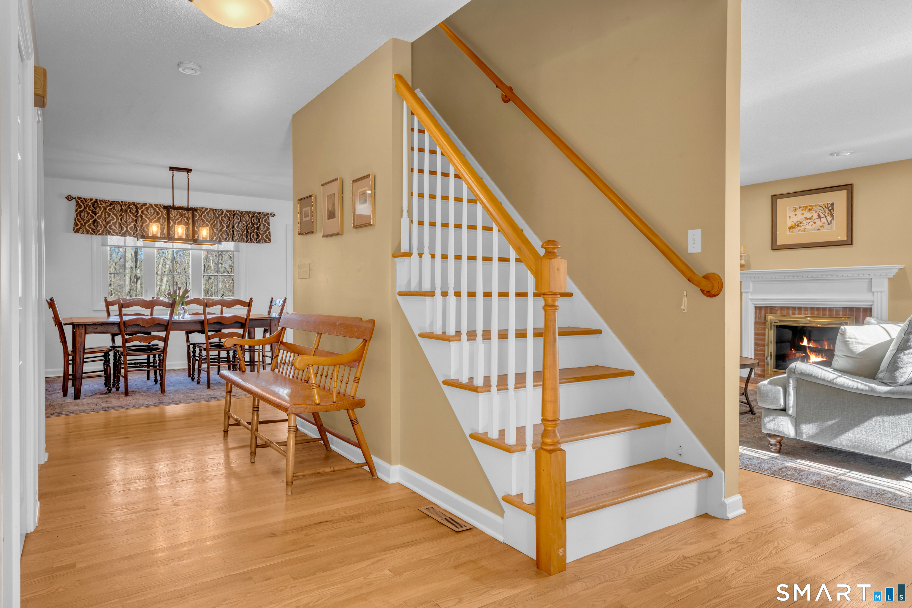 322 Willow Road Guilford, CT 06437 - Photo 2 of 40