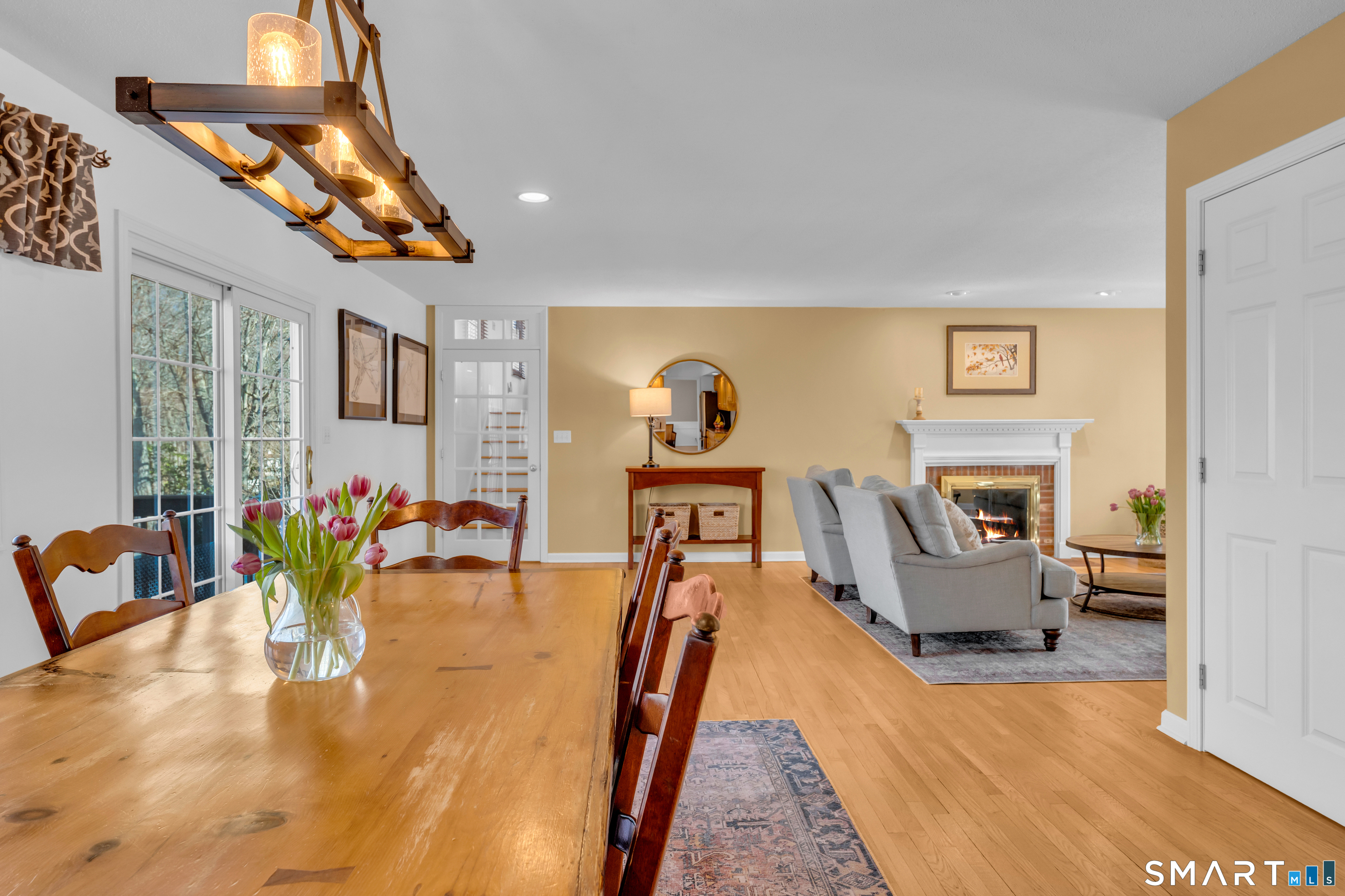 322 Willow Road Guilford, CT 06437 - Photo 7 of 40