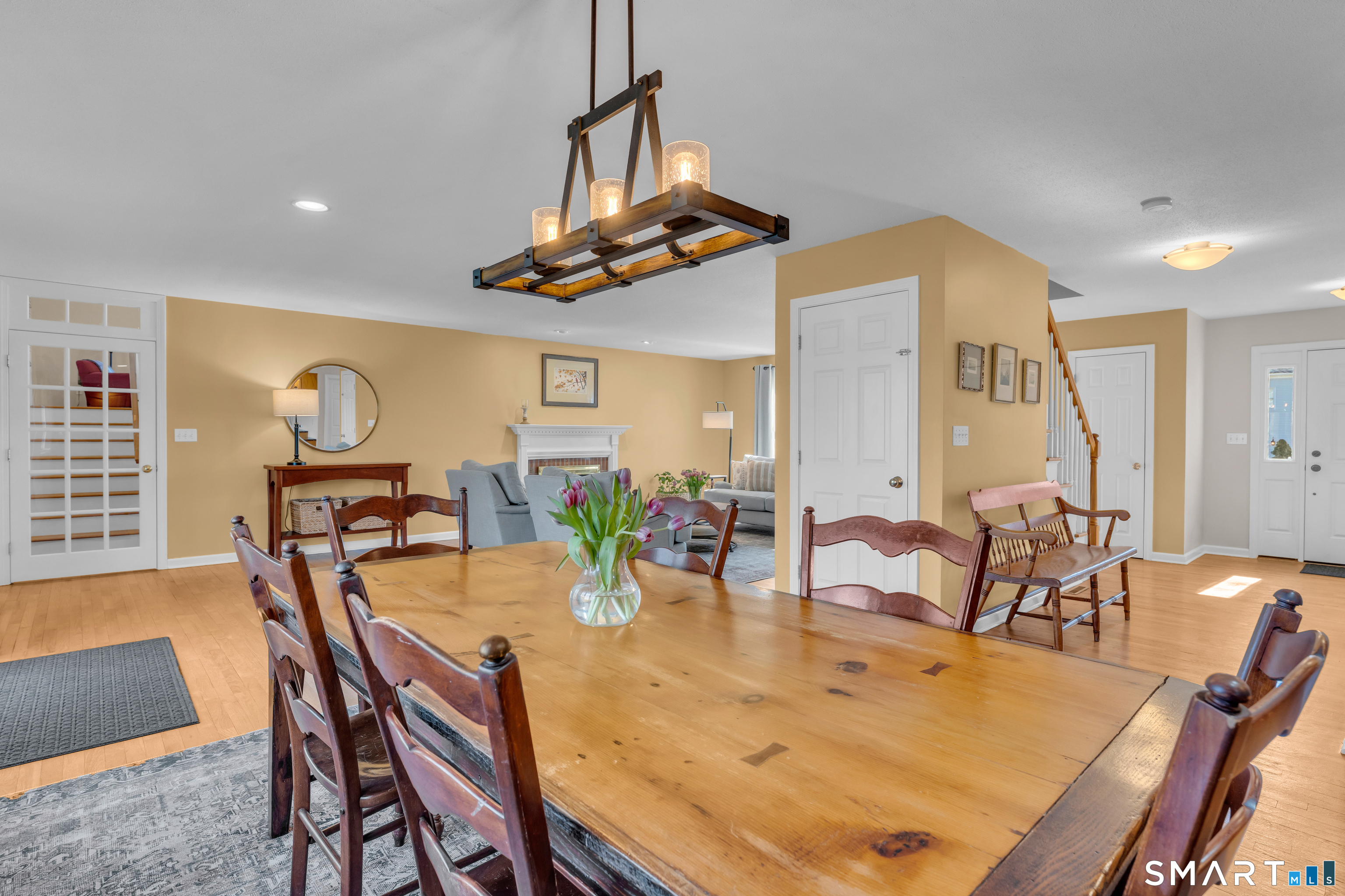 322 Willow Road Guilford, CT 06437 - Photo 9 of 40