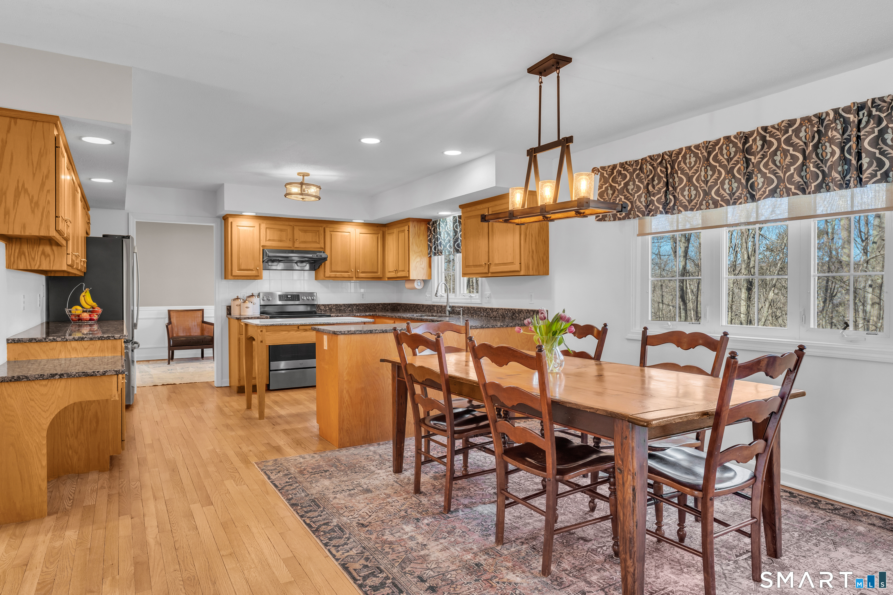 322 Willow Road Guilford, CT 06437 - Photo 10 of 40