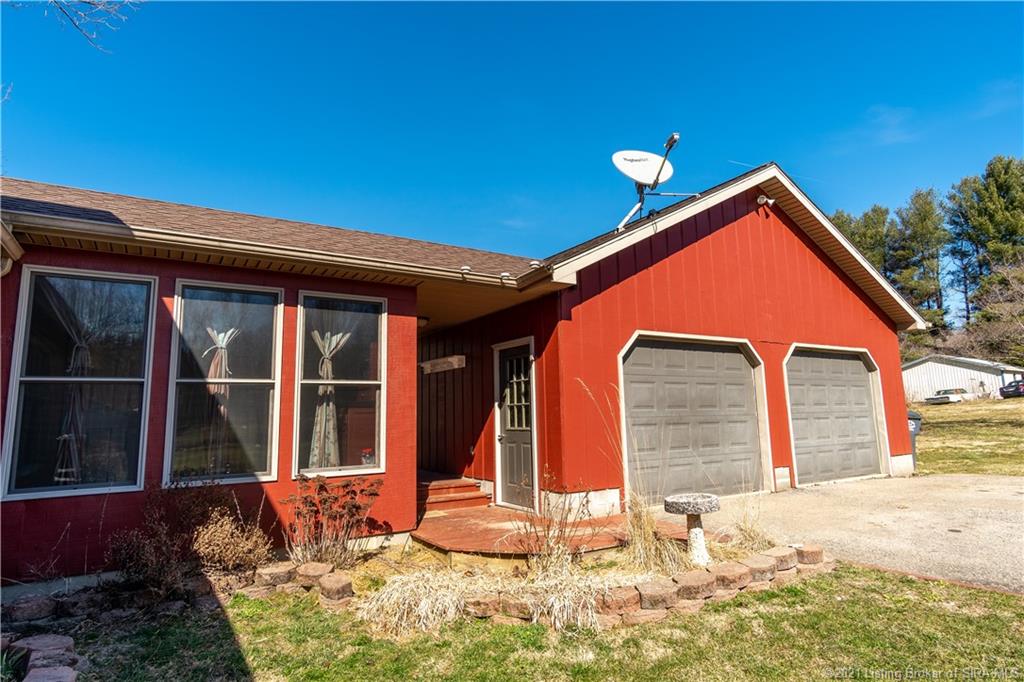 5860 West Deputy Pike Road Madison, IN 47250 - Photo 3 of 53
