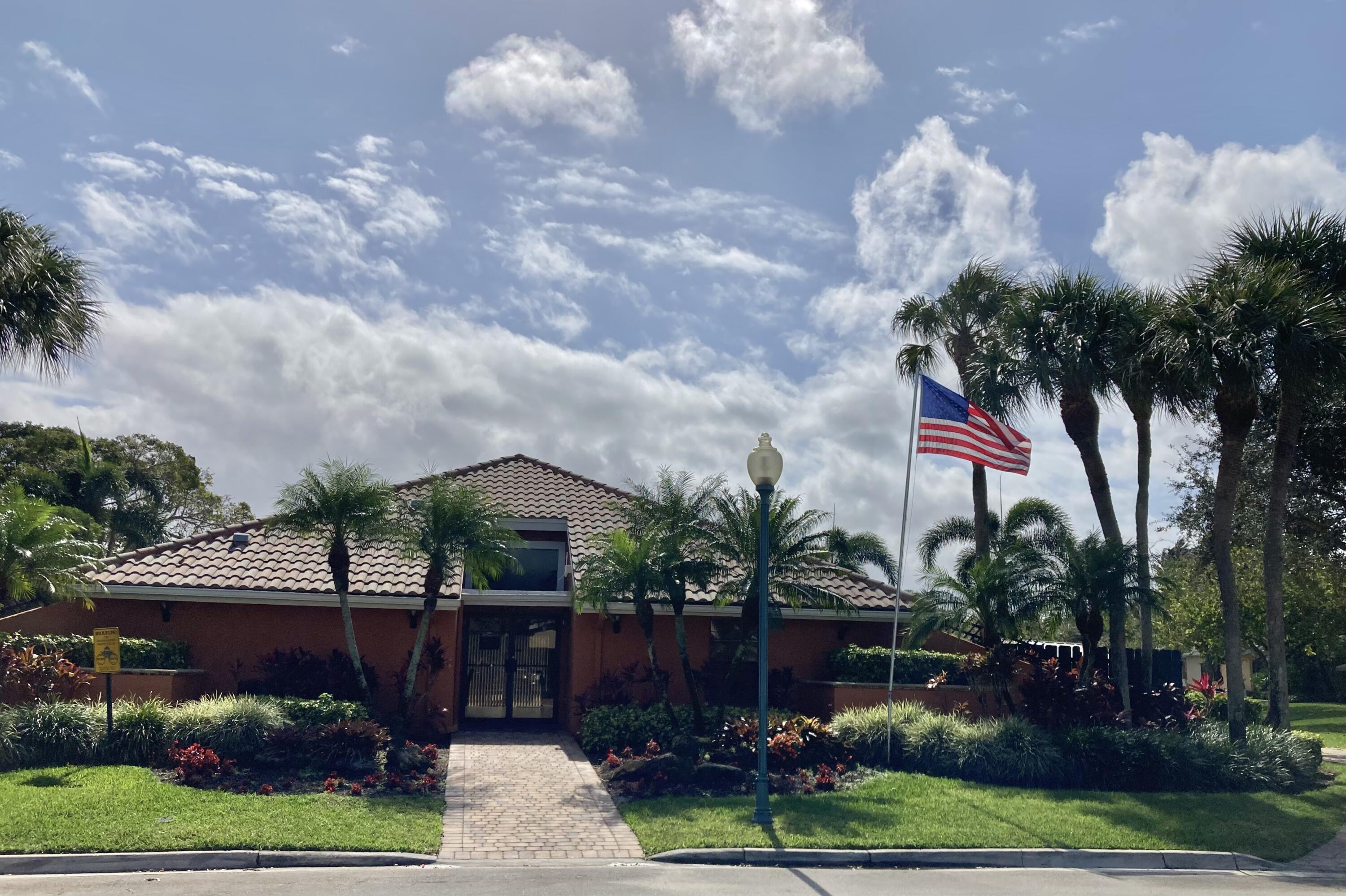 20795 Vía Madeira Boca Raton, FL 33433 - Photo 23 of 25 Clubhouse