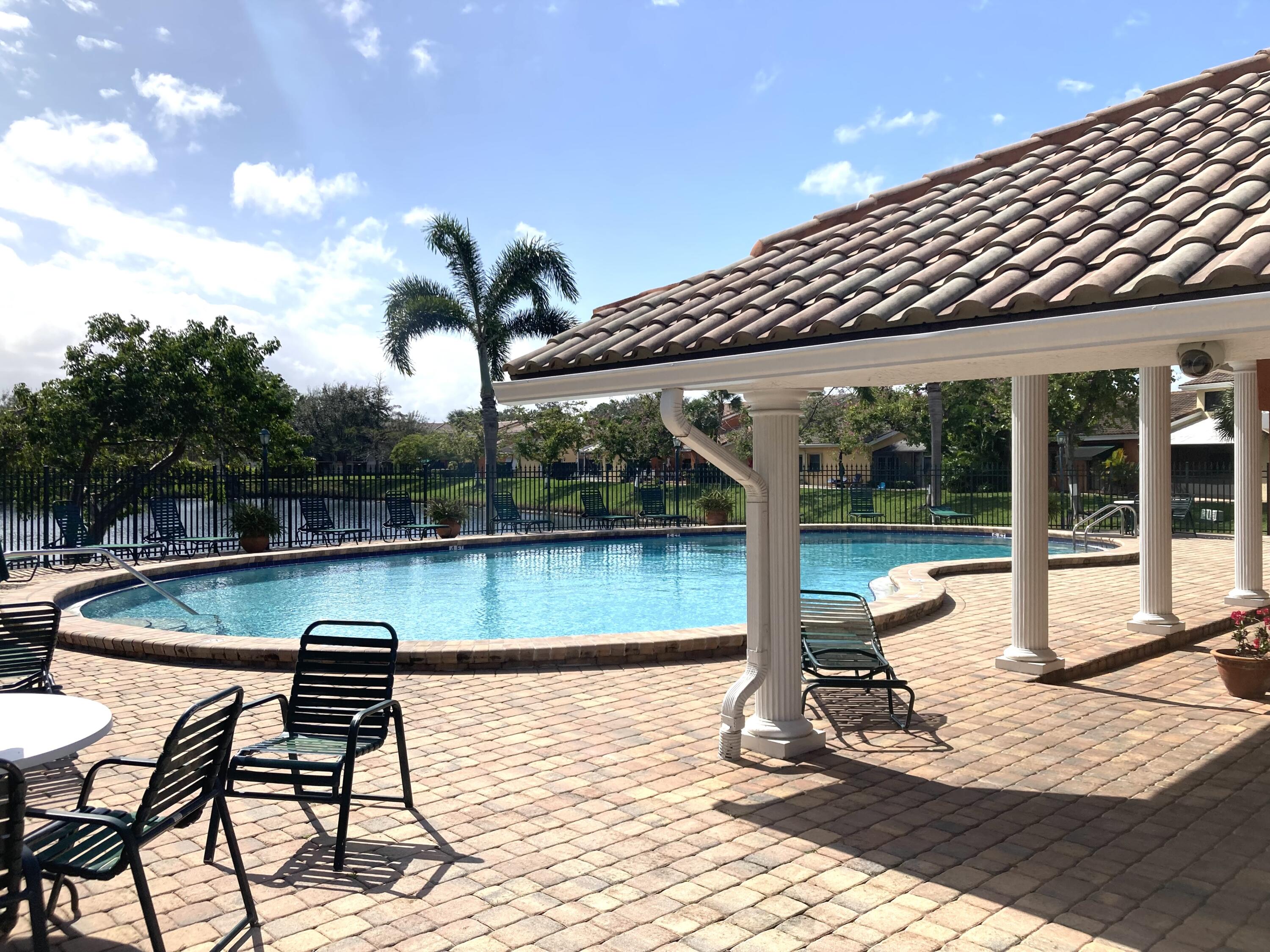 20795 Vía Madeira Boca Raton, FL 33433 - Photo 25 of 25 Clubhouse pool photo II