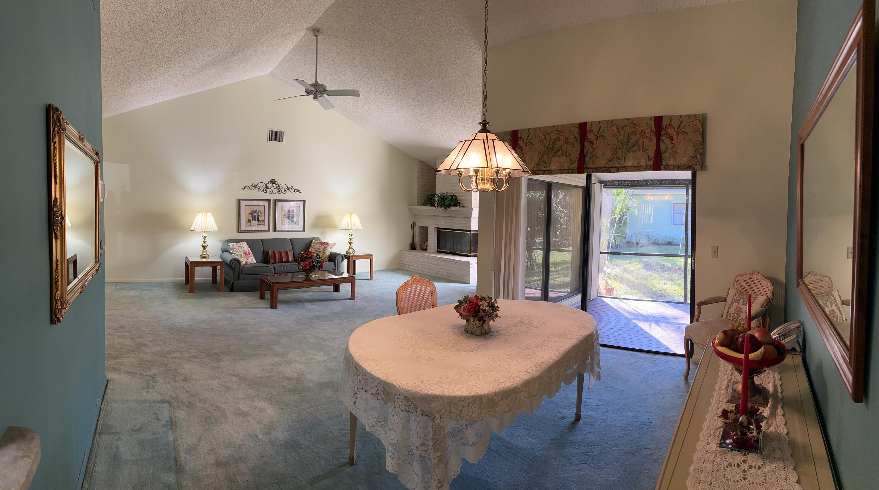 20795 Vía Madeira Boca Raton, FL 33433 - Photo 5 of 25 Dining Room:Living