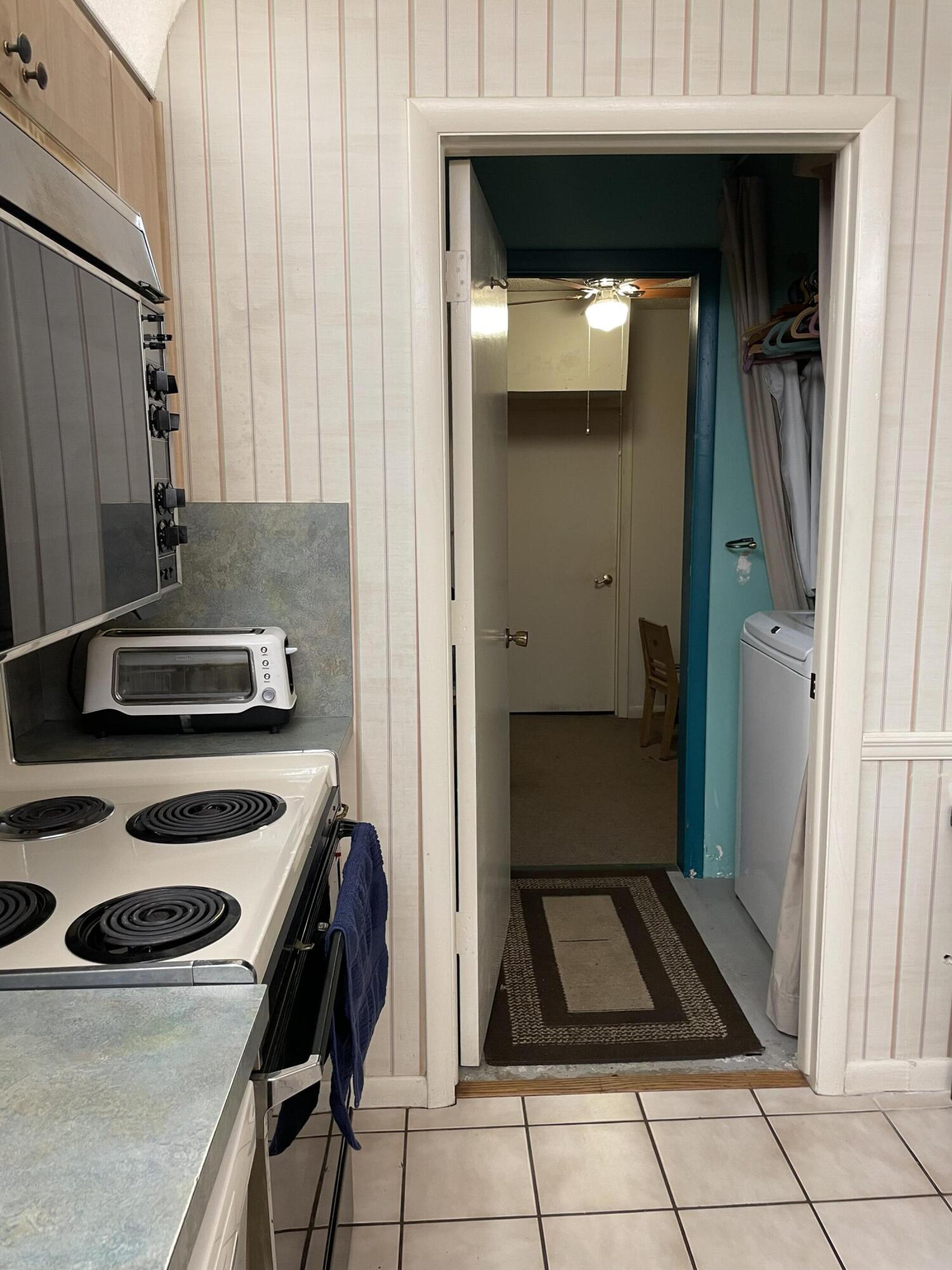 20795 Vía Madeira Boca Raton, FL 33433 - Photo 10 of 25 Laundry closet into converted garage