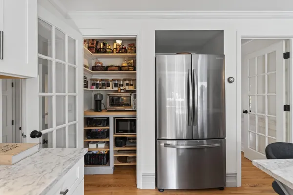 $933,000 | 2 Beech Drive, Brunswick, ME 04011