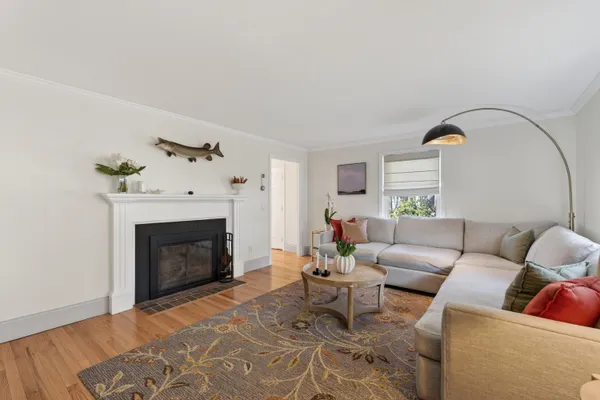 $933,000 | 2 Beech Drive, Brunswick, ME 04011