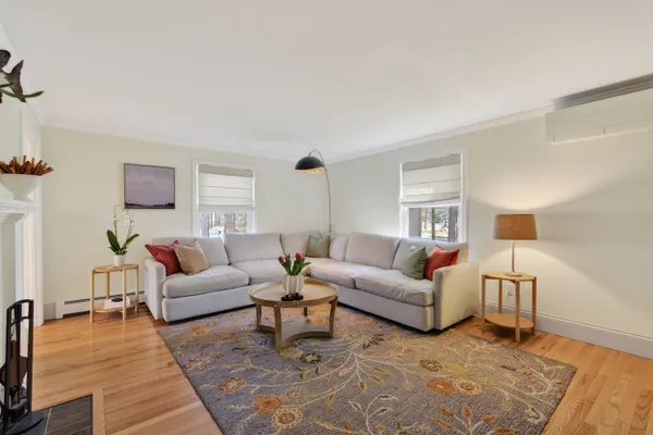$933,000 | 2 Beech Drive, Brunswick, ME 04011