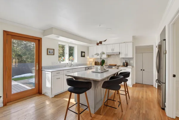 $933,000 | 2 Beech Drive, Brunswick, ME 04011