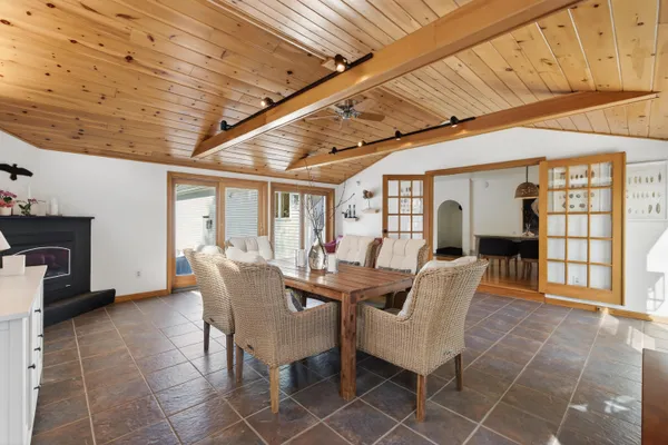 $933,000 | 2 Beech Drive, Brunswick, ME 04011