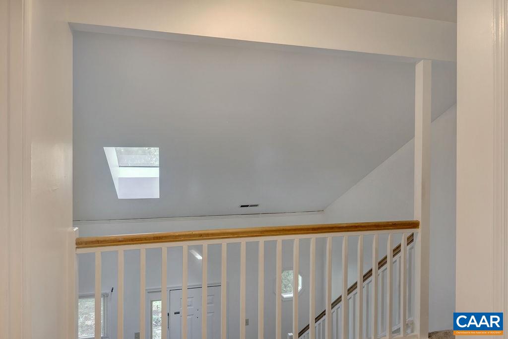 140 Tulip Road Ruckersville, VA 22968 - Photo 17 of 42 a view of a hallway