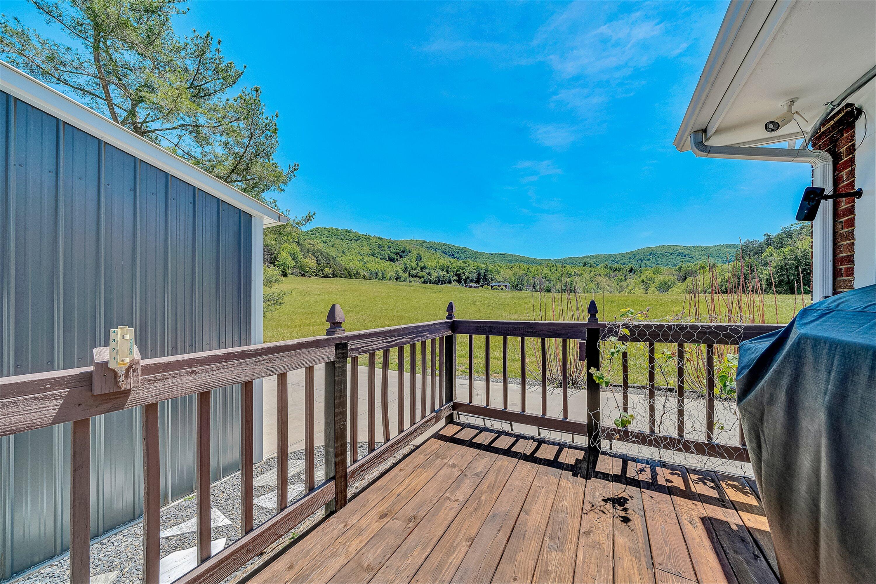 4758 Bandy Road Roanoke, VA 24014 - Photo 36 of 70 36-VM-05619
