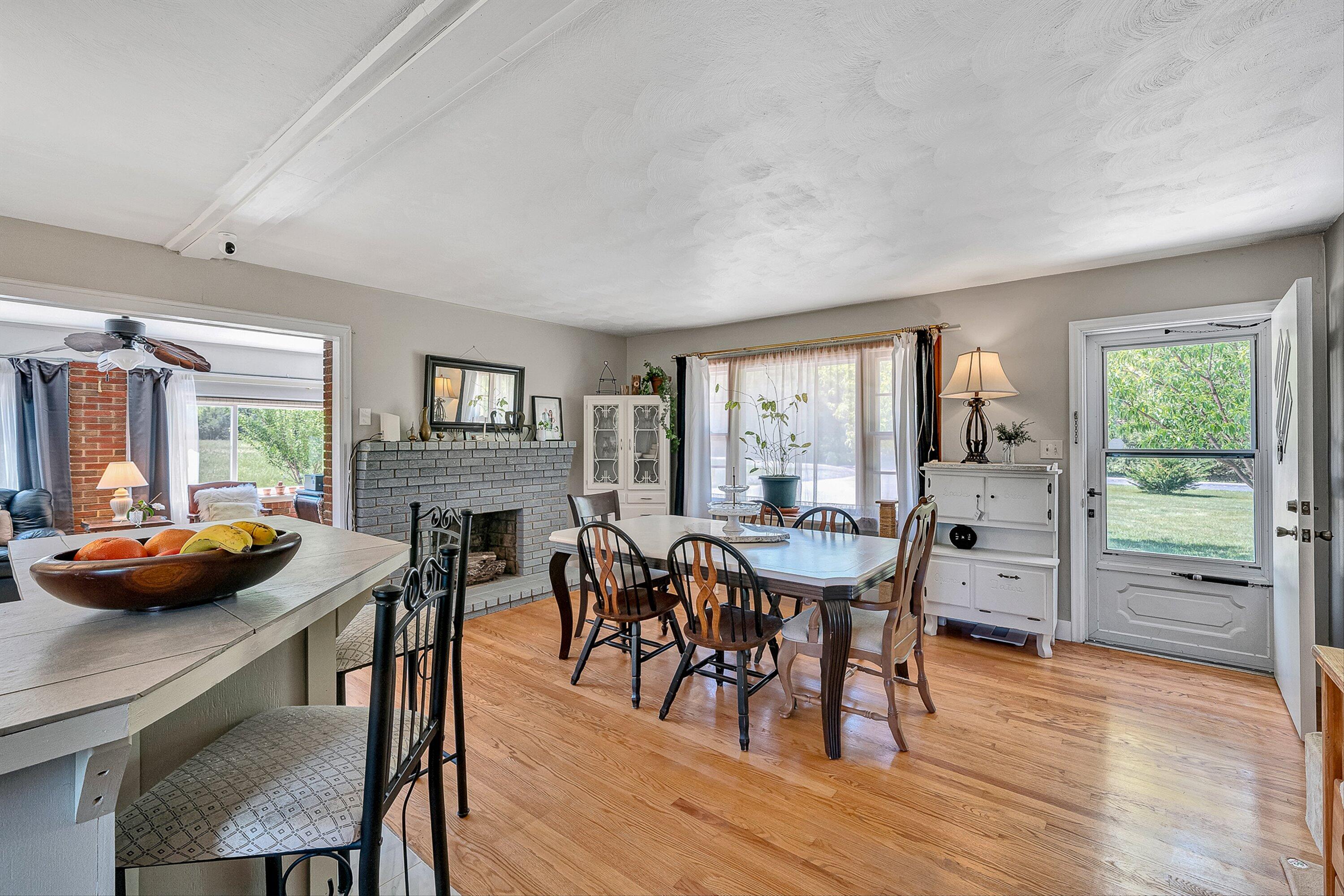 4758 Bandy Road Roanoke, VA 24014 - Photo 5 of 70 05-VM-05514