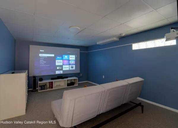 $995,000 | 70 Travis Place, Athens, NY 12015