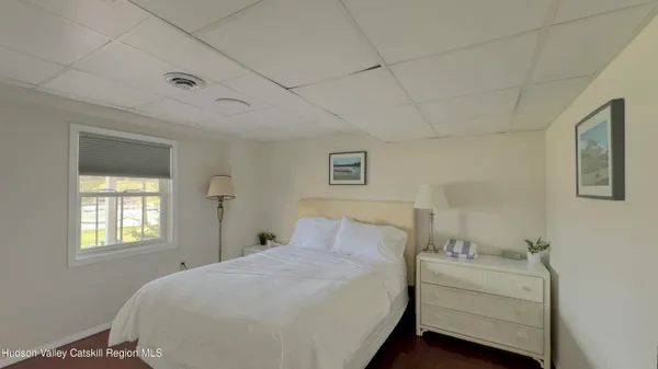 $995,000 | 70 Travis Place, Athens, NY 12015