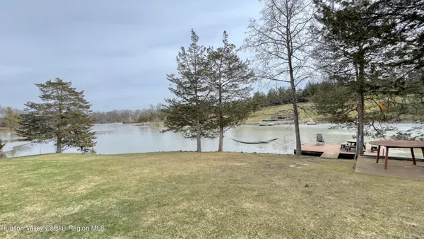 $995,000 | 70 Travis Place, Athens, NY 12015