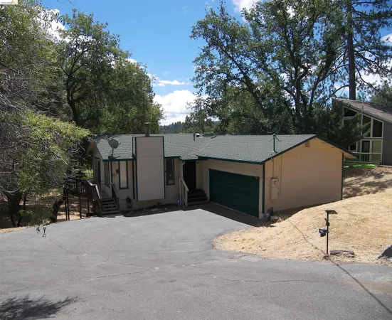 $345,900 | 19215 Ferretti Road, Groveland, CA 95321