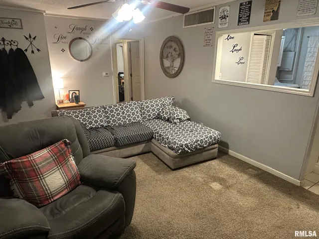 $109,000 | 1615 Elmwood Street, Jacksonville, IL 62650