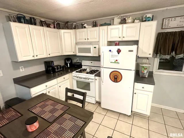 $109,000 | 1615 Elmwood Street, Jacksonville, IL 62650