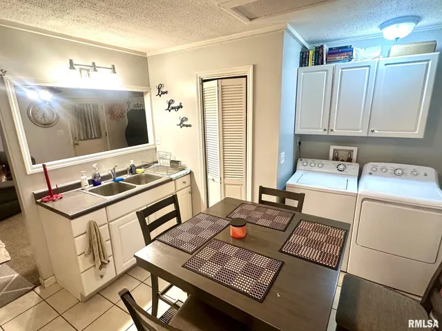 $109,000 | 1615 Elmwood Street, Jacksonville, IL 62650