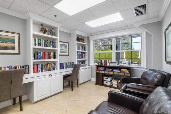 $610,000 | 121 Willow Lane, Valley Stream, NY 11580