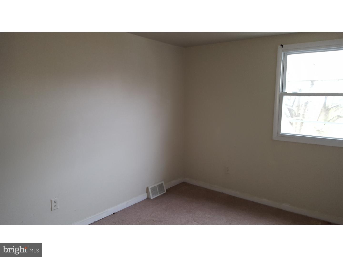 1322 Rainer Road Brookhaven, PA 19015 - Photo 7 of 25