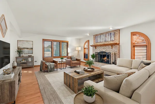 $639,900 | 16221 Kingsport Road, Orland Park, IL 60467