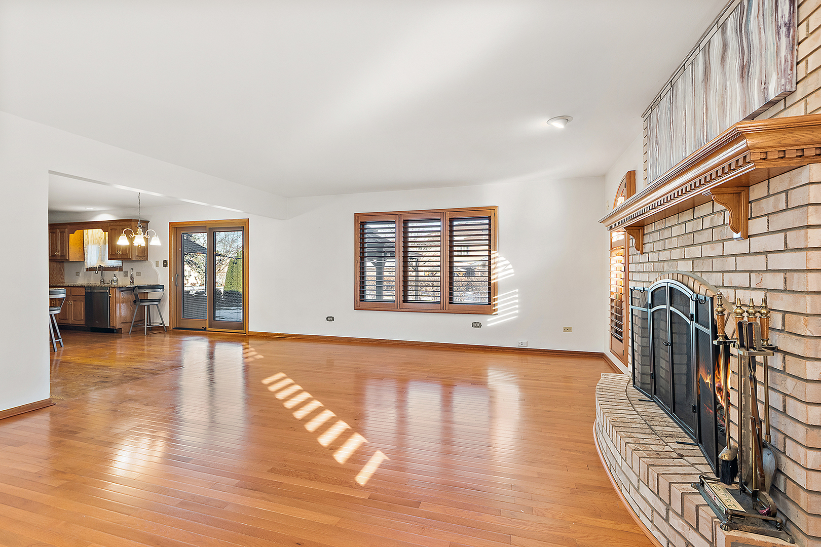 16221 Kingsport Road Orland Park, IL 60467 - Photo 13 of 58