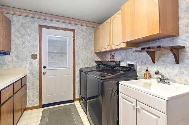 $639,900 | 16221 Kingsport Road, Orland Park, IL 60467