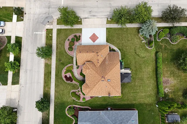 $639,900 | 16221 Kingsport Road, Orland Park, IL 60467