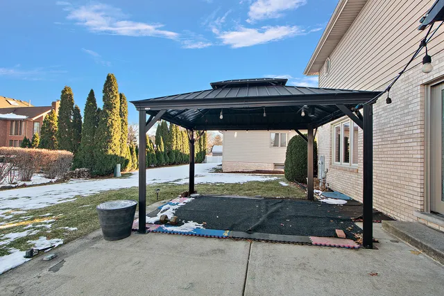 $639,900 | 16221 Kingsport Road, Orland Park, IL 60467