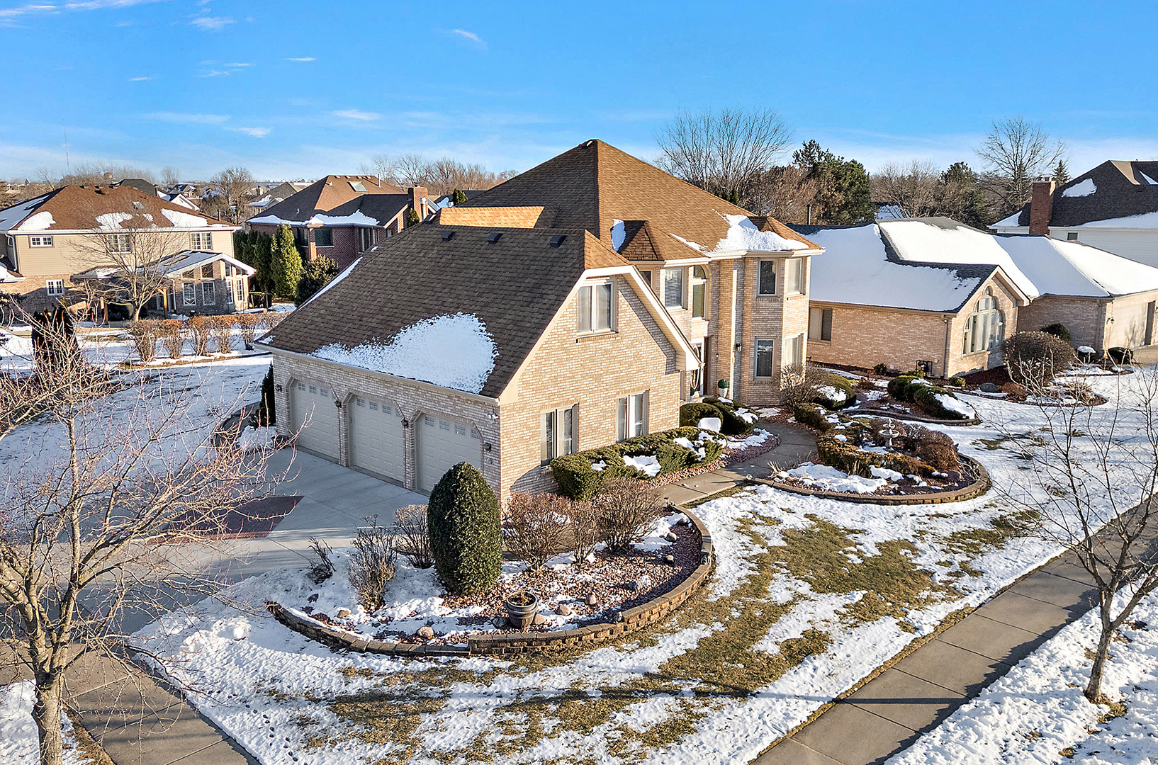 16221 Kingsport Road Orland Park, IL 60467 - Photo 53 of 58 a view of a house with backyard water fountain and sitting area